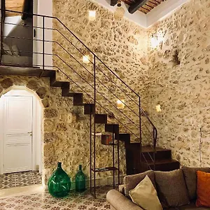 Holiday home O'scia Loft