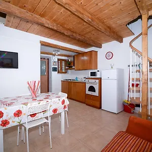  Holiday home Sweet