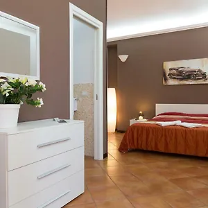  Bed & Breakfast La Madonnina